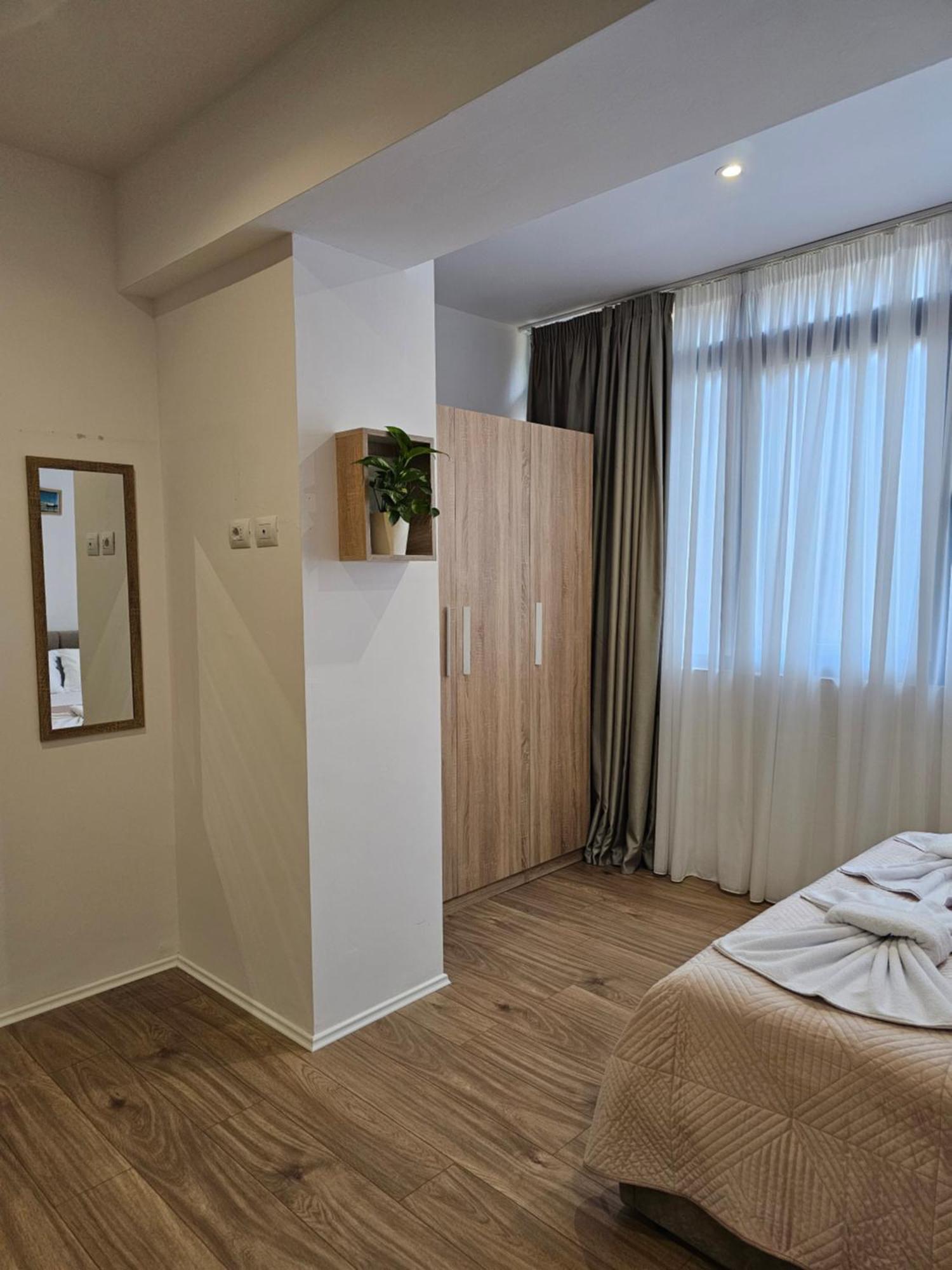 Apartment's Center Aquilo *